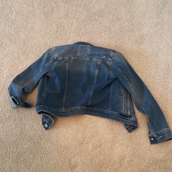 Jean jacket - Picture 2 of 2